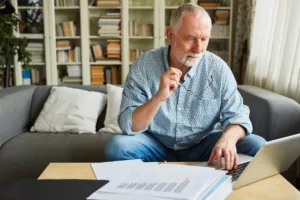 Les indépendants ont droit à une pension légale différente de celle des salariés et fonctionnaires.