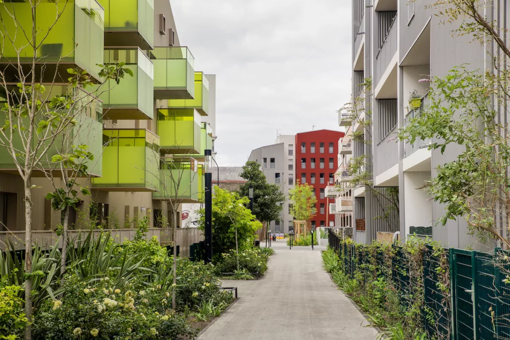 Image d'un logement social, le type de logement public que vous pouvez obtenir auprès des SLSP en Wallonie.