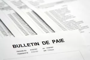Fiche de paie en belgique comprenant le salaire et les autres éléments versés par l'employeur.